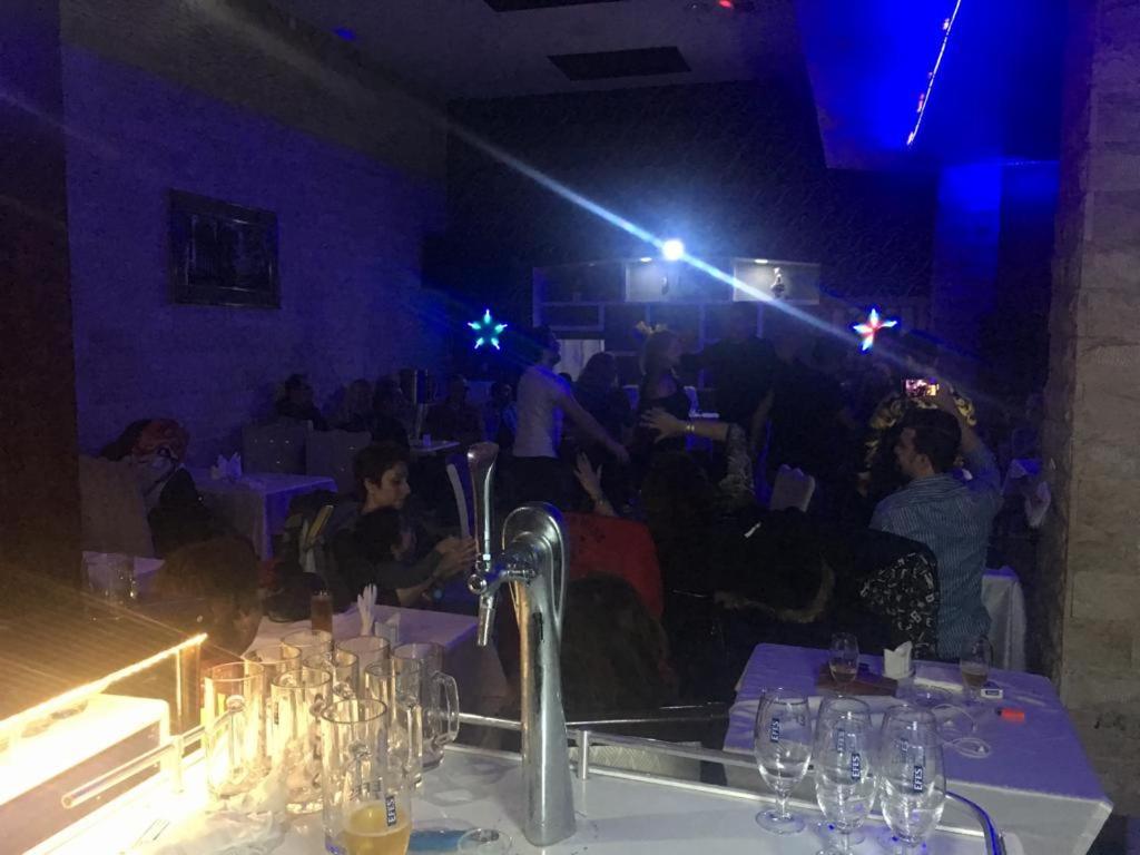 באקו Vania Hotel מראה חיצוני תמונה